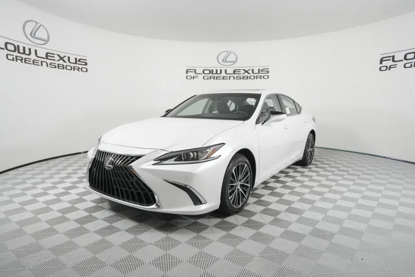 2025 Lexus ES 300h Premium photo 1