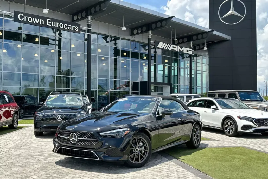 2024 Mercedes Benz CLE 300 4MATIC Cabriolet photo 1