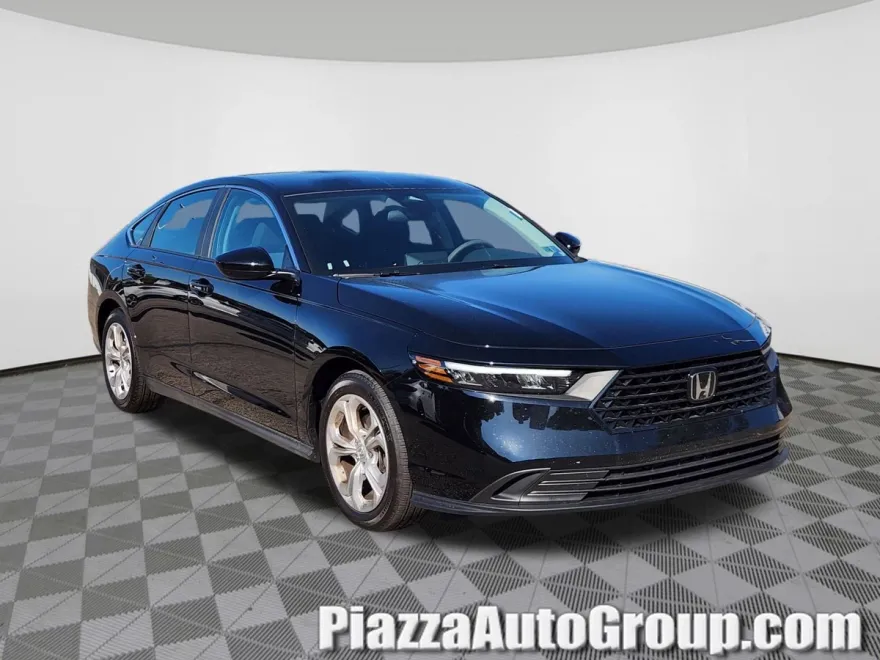 2025 Honda Accord LX photo 1
