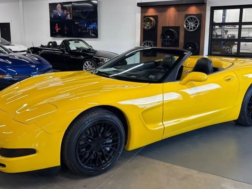 2002 Chevrolet Corvette Coupe photo 1