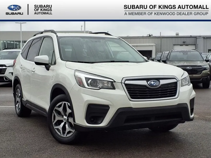 2020 Subaru Forester Premium photo 1