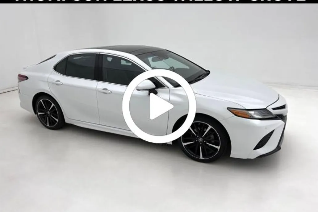 2018 Toyota Camry XSE photo 1