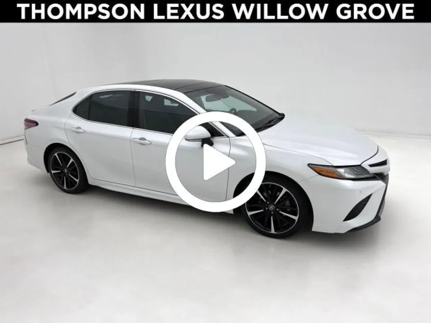 2018 Toyota Camry XSE photo 1