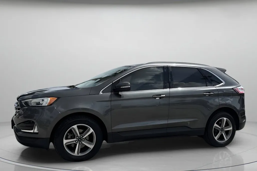 2020 Ford Edge SEL Sport photo 1