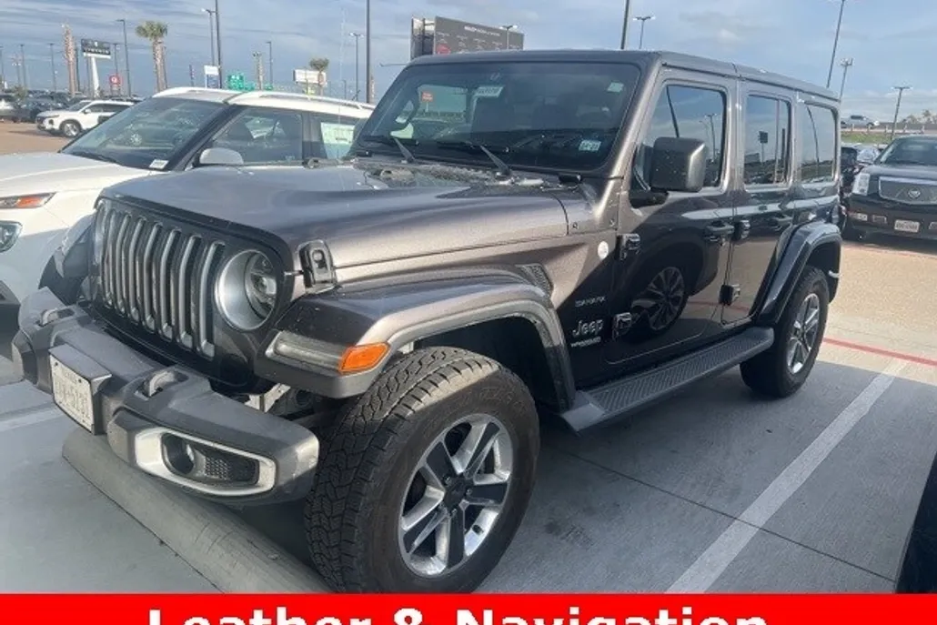 2019 Jeep Wrangler Unlimited Sahara photo 1