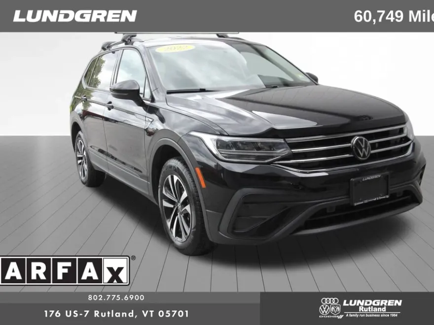 2022 Volkswagen Tiguan S photo 1
