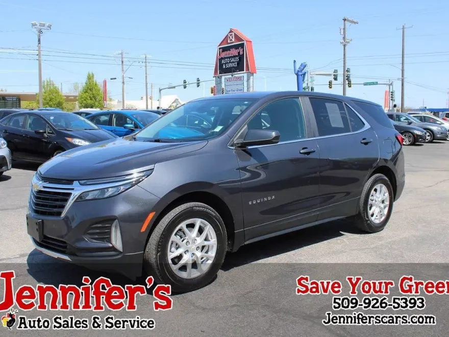 2022 Chevrolet Equinox LT photo 1
