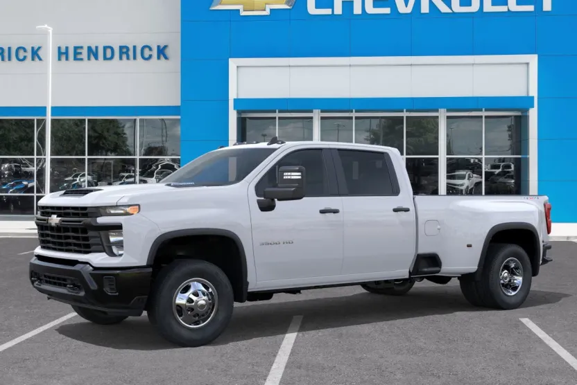 2026 Chevrolet Silverado 3500HD photo 1