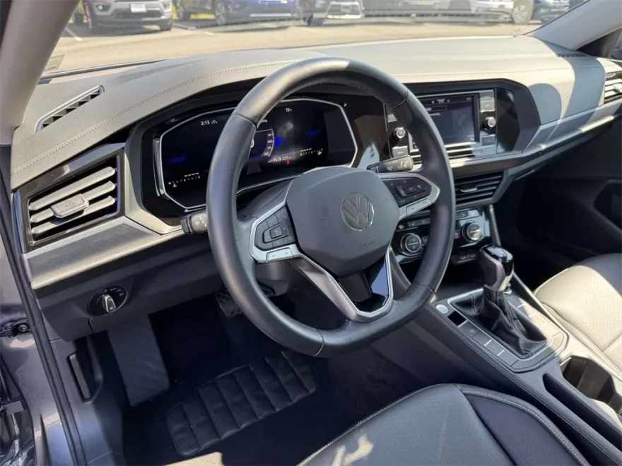2024 Volkswagen Jetta 1.5T SE photo 1