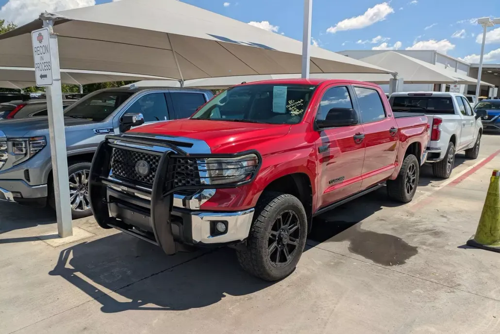2018 Toyota Tundra SR5 photo 1
