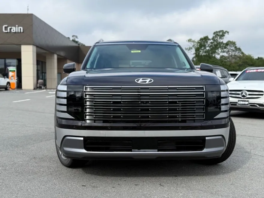 2026 Hyundai Palisade Limited photo 1