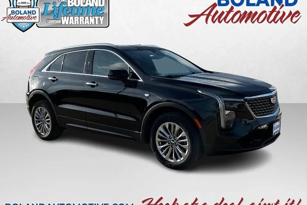 2024 Cadillac XT4 Premium Luxury photo 1