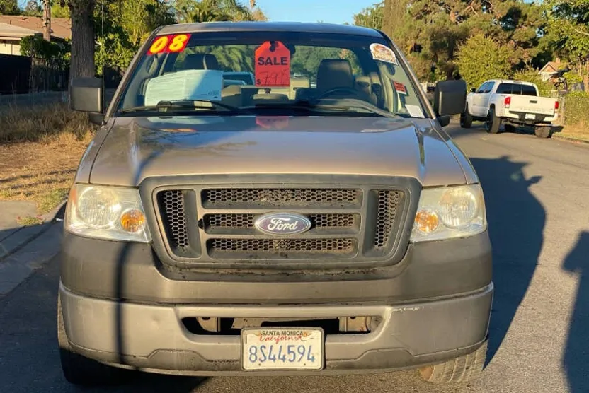 2008 Ford F-150 STX photo 1