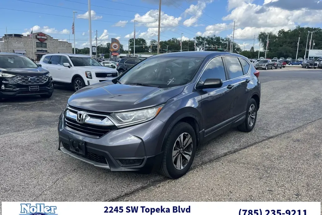 2017 Honda CR-V LX photo 1