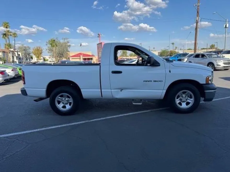 2002 Dodge Ram ST photo 1