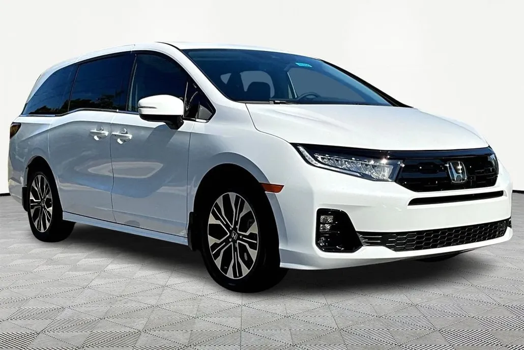 2026 Honda Odyssey Elite photo 1