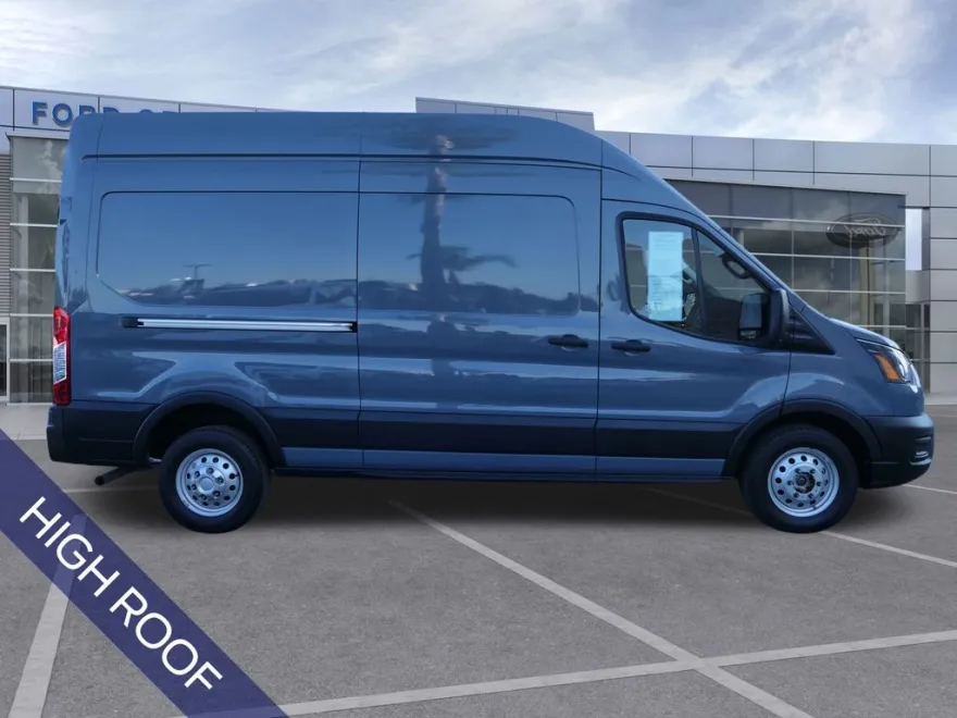 2023 Ford Transit photo 1