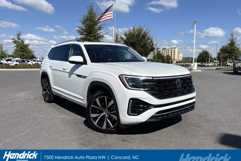 2025 Volkswagen Atlas SEL Premium R-Line photo 1