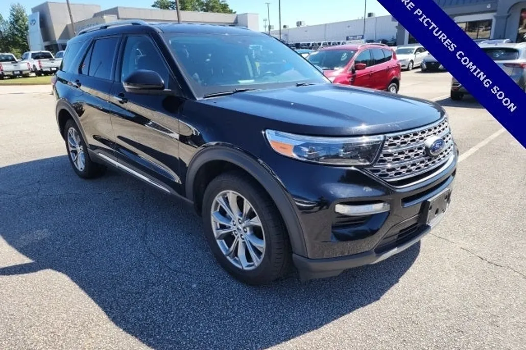 2023 Ford Explorer Limited photo 1
