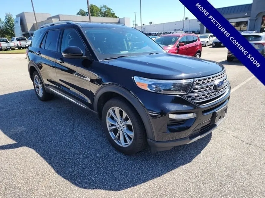 2023 Ford Explorer Limited photo 1