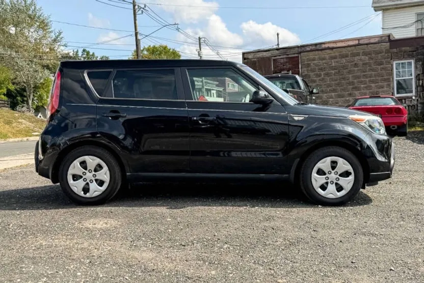 2014 Kia Soul Base photo 1