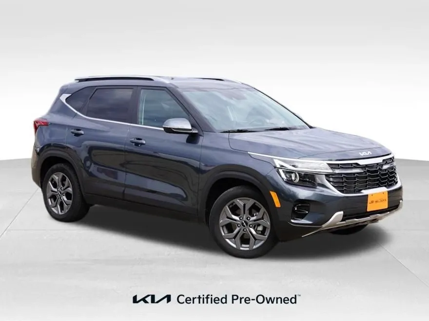 2024 Kia Seltos S photo 1