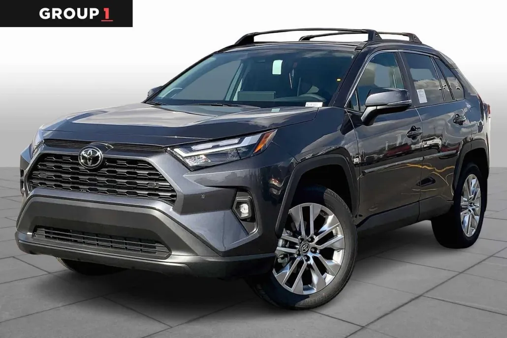 2025 Toyota RAV4 XLE Premium photo 1