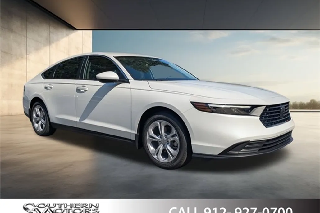 2025 Honda Accord LX photo 1
