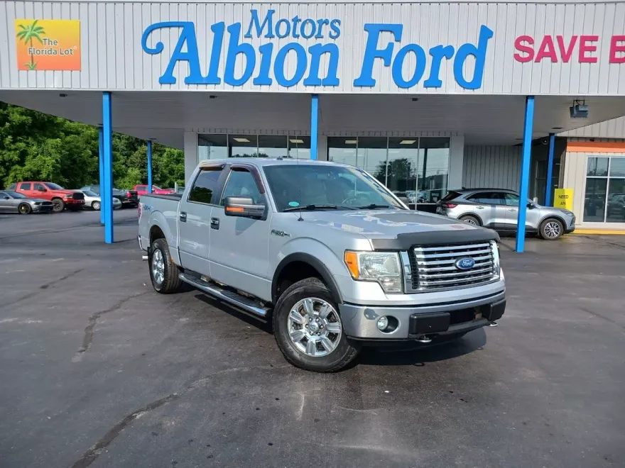 2011 Ford F-150 XLT photo 1