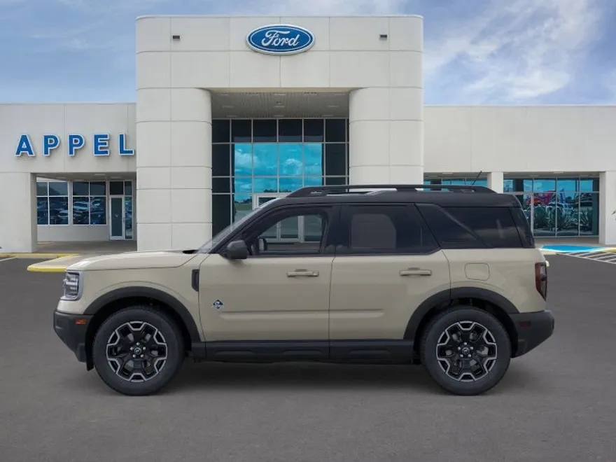 2025 Ford Bronco Sport Outer Banks photo 1