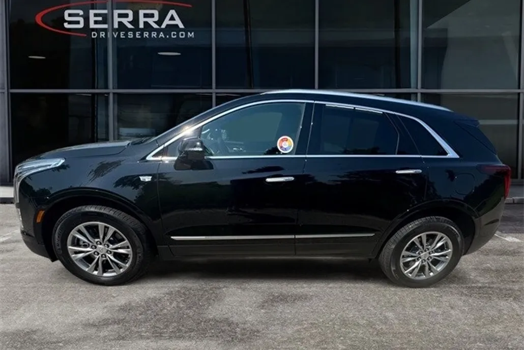 2022 Cadillac XT5 Premium Luxury photo 1