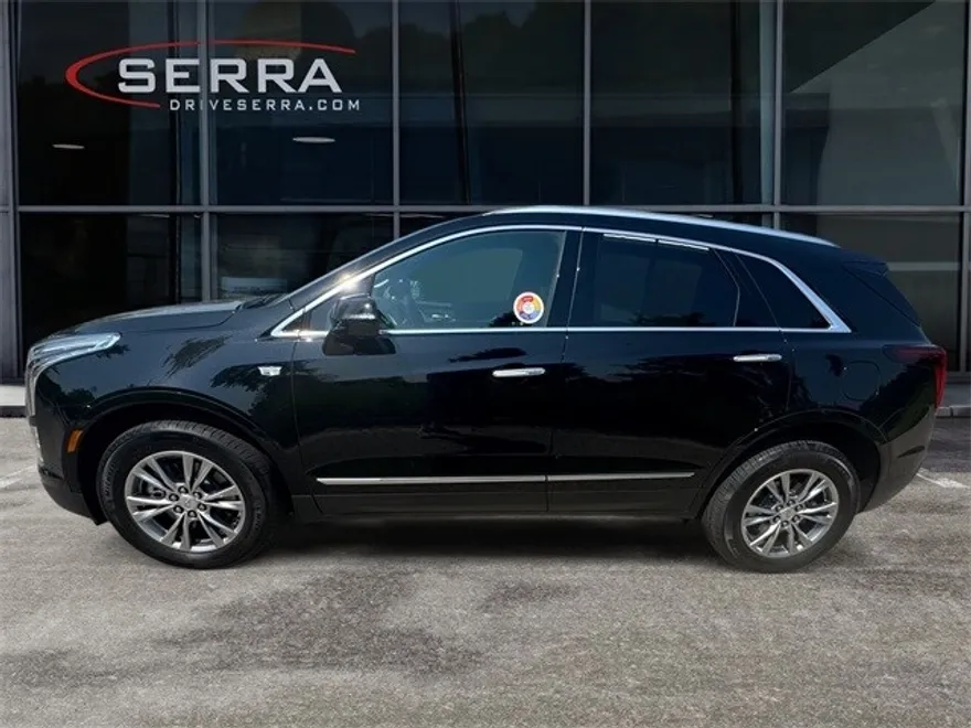 2022 Cadillac XT5 Premium Luxury photo 1