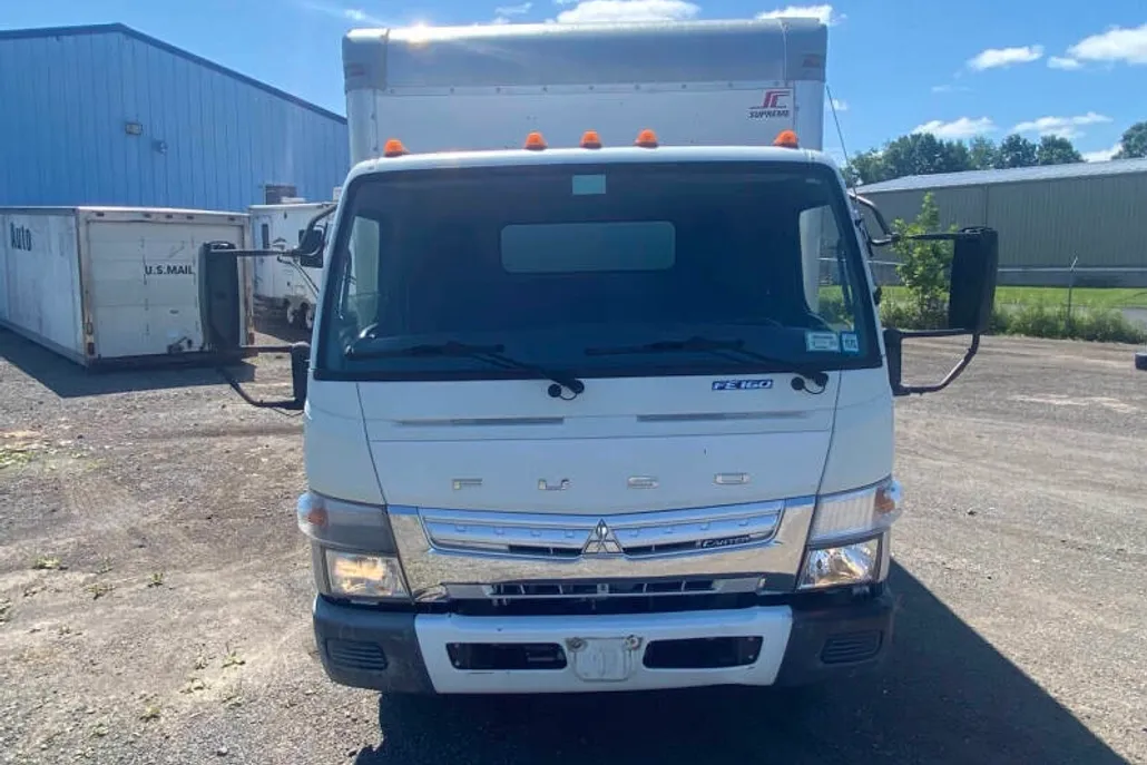 2014 Mitsubishi Fuso FEC72S photo 1