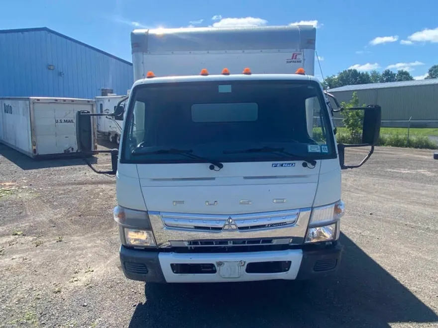 2014 Mitsubishi Fuso FEC72S photo 1