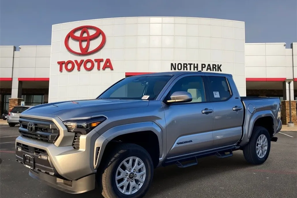 2025 Toyota Tacoma SR5 photo 1