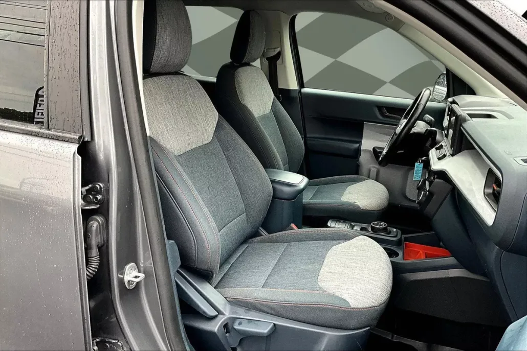 2022 Ford Maverick XLT photo 1