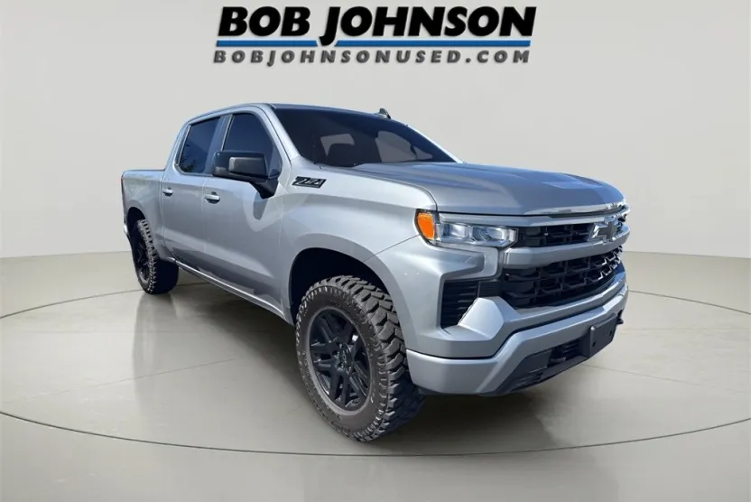 2024 Chevrolet Silverado 1500 RST photo 1