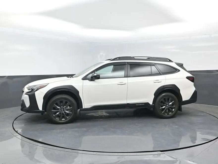 2025 Subaru Outback Onyx Edition photo 1