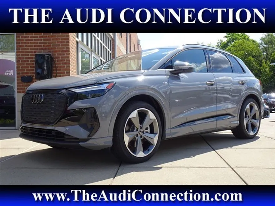 2025 Audi Q4 E-tron 55 Premium Plus photo 1