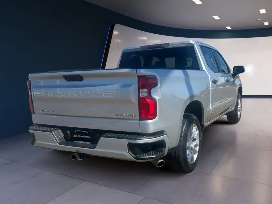 2020 Chevrolet Silverado 1500 Custom photo 1