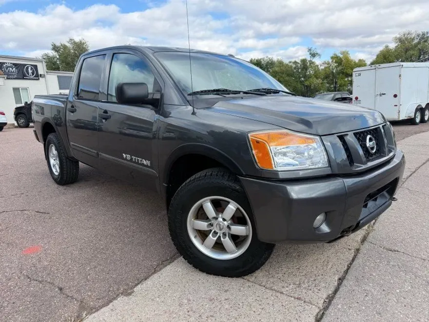 2008 Nissan Titan PRO-4X photo 1