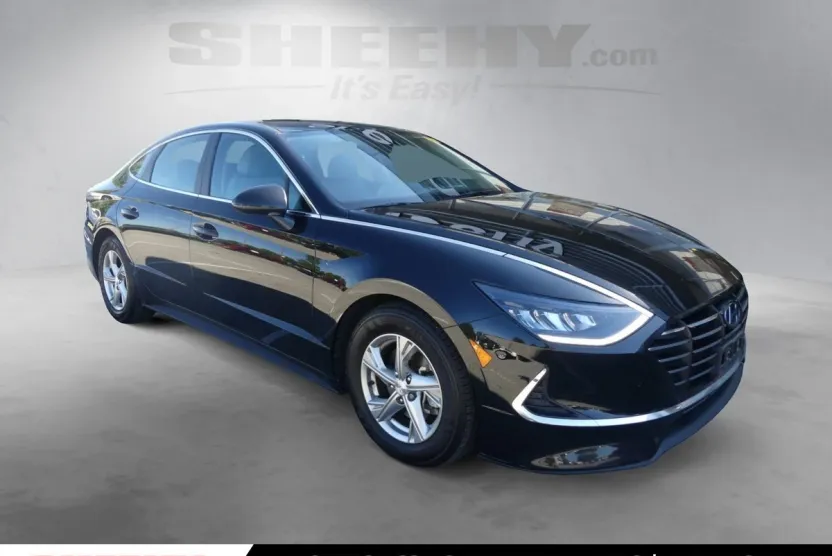 2022 Hyundai Sonata SE photo 1