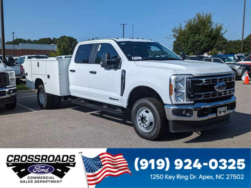 2025 Ford F-350 XL photo 1