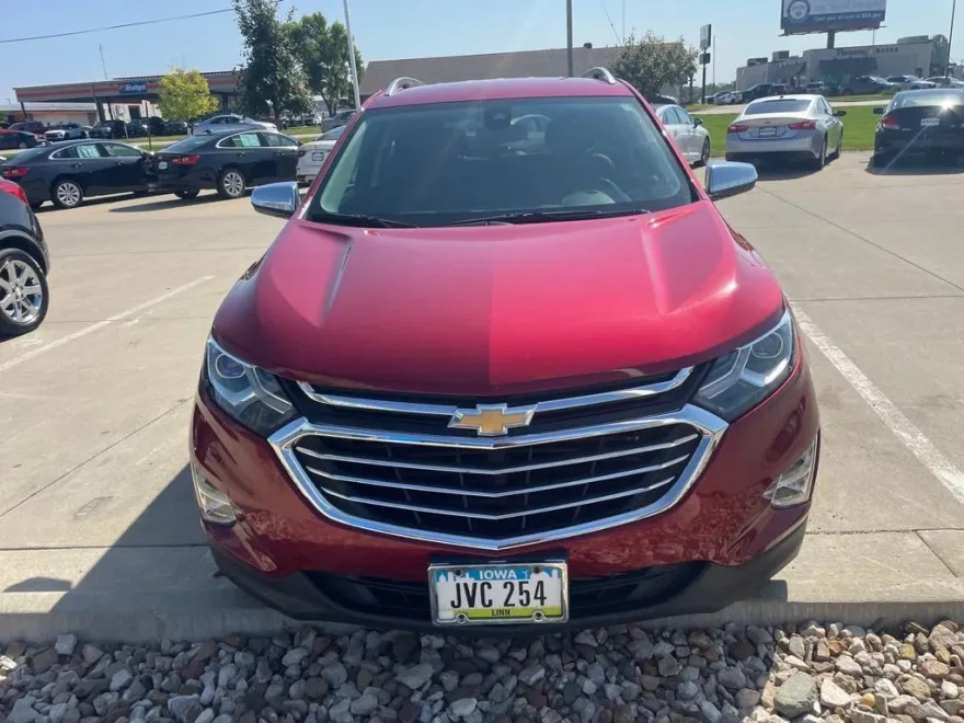2020 Chevrolet Equinox Premier photo 1