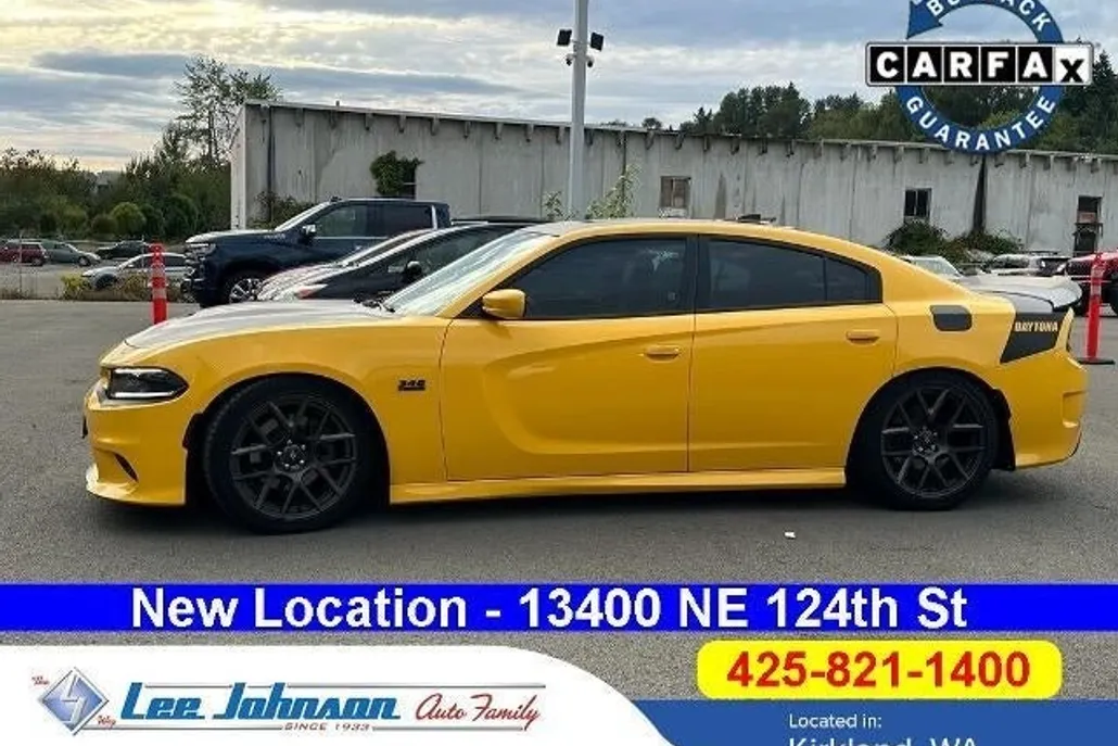 2017 Dodge Charger R/T photo 1