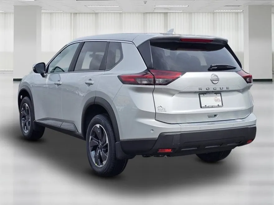 2025 Nissan Rogue SV photo 1