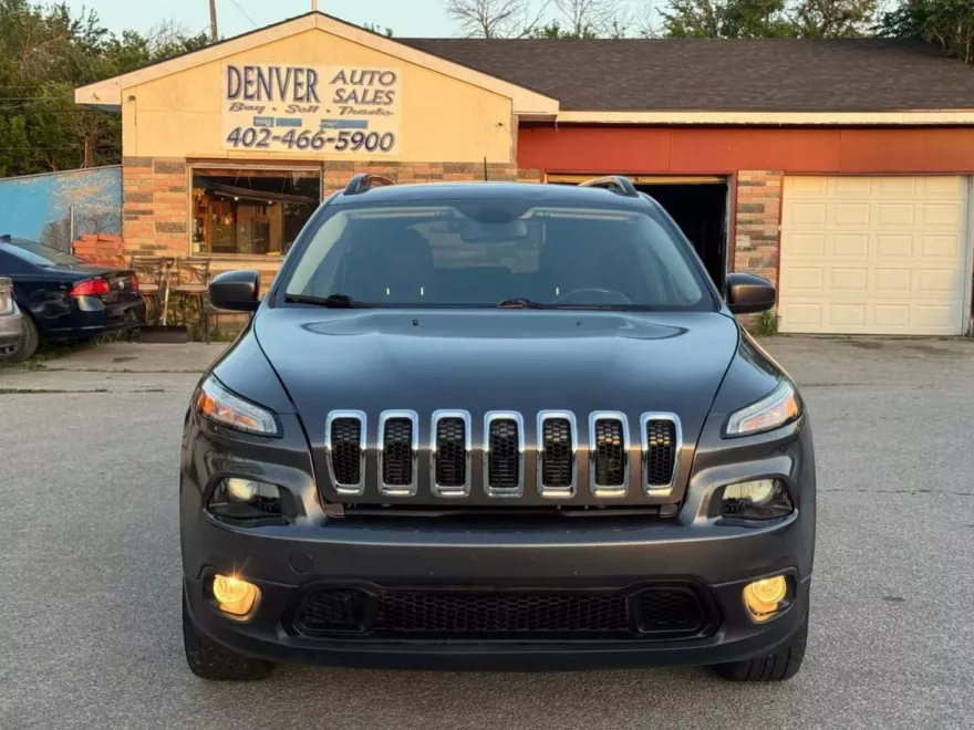 2015 Jeep Cherokee Altitude Sport photo 1