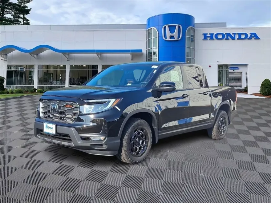 2025 Honda Ridgeline TrailSport photo 1
