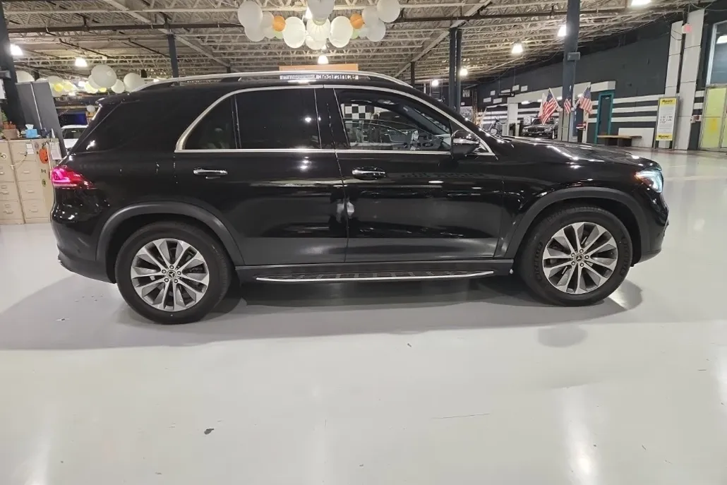 2023 Mercedes Benz GLE 350 4MATIC photo 1