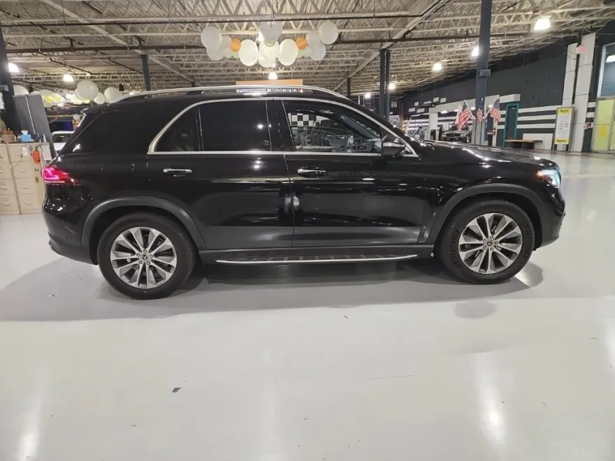 2023 Mercedes Benz GLE 350 4MATIC photo 1